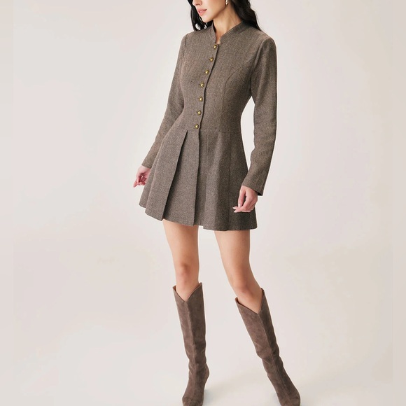 Rihoas Brown Button Pleated Mini Dress - Picture 5 of 7